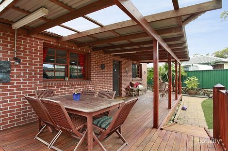 Property photo of 36 Cams Boulevard Summerland Point NSW 2259