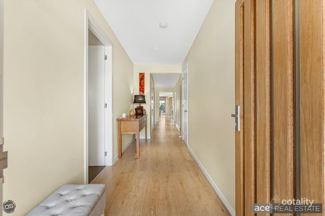 Property photo of 6 Berington Drive Williams Landing VIC 3027