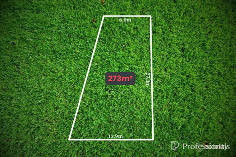 2 DARKE BVD, ROCKBANK, VIC 3335