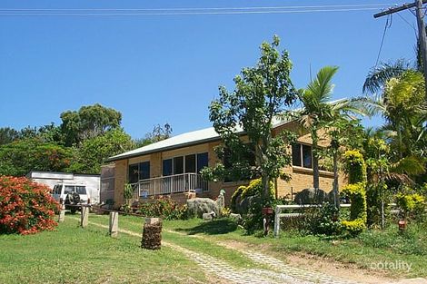 Property photo of 3 Beach Avenue Tannum Sands QLD 4680