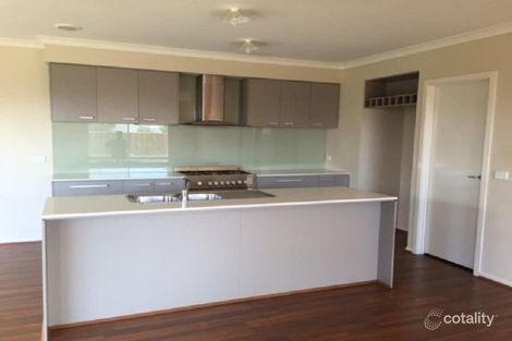 Property photo of 20 Everlasting Boulevard Cranbourne West VIC 3977