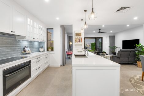 Property photo of 1518 Riverdale Drive Hope Island QLD 4212