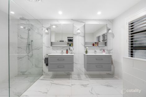 Property photo of 1518 Riverdale Drive Hope Island QLD 4212