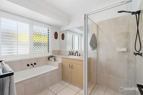 Property photo of 33 Primrose Drive Thornlands QLD 4164