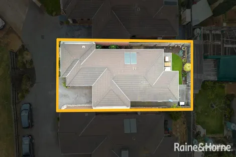 Property photo of 2/77 Bronson Circuit Hoppers Crossing VIC 3029