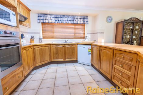 Property photo of 6 Westminster Court Dubbo NSW 2830