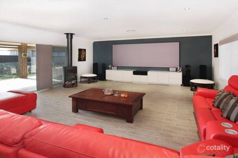 Property photo of 9 Senden Crescent Colebee NSW 2761