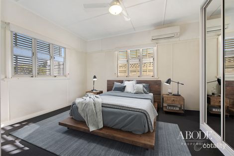 Property photo of 28 Sorrento Street Margate QLD 4019