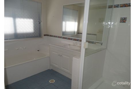 13 Outram St, Lota, QLD 4179