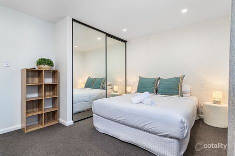 Property photo of 10/27 Armrick Avenue Broadbeach QLD 4218