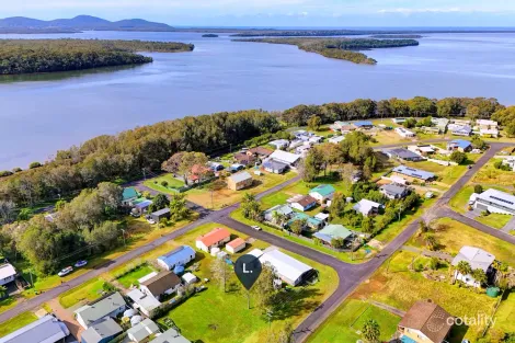 Property photo of 28 Warralong Street Coomba Park NSW 2428