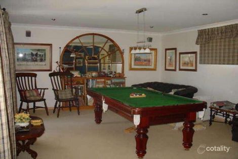 Property photo of 5 Border Close Elderslie NSW 2570