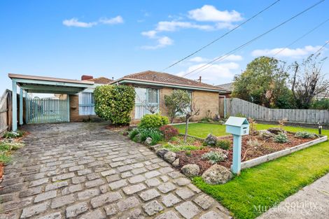 Property photo of 15 Kelvin Grove South Morang VIC 3752