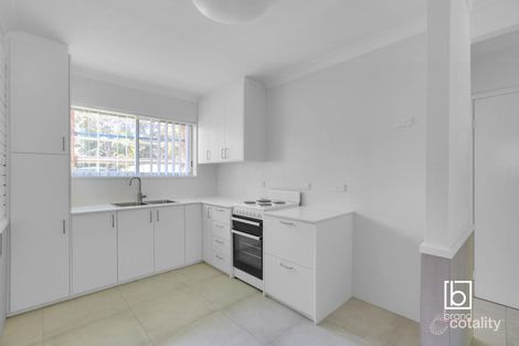 Property photo of 329 Tuggerawong Road Tuggerawong NSW 2259