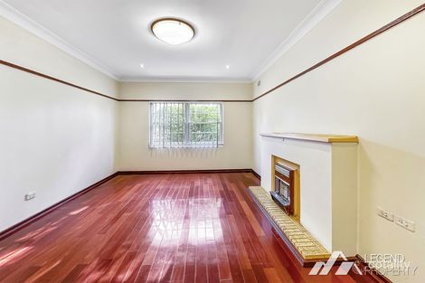 Property photo of 11 Bridge Road Westmead NSW 2145