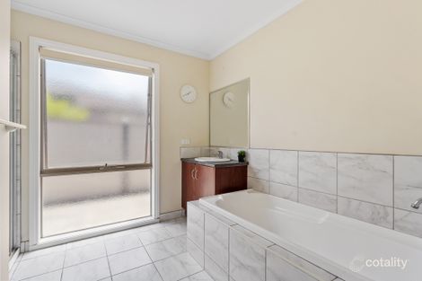 Property photo of 30 Two Creek Drive Epping VIC 3076