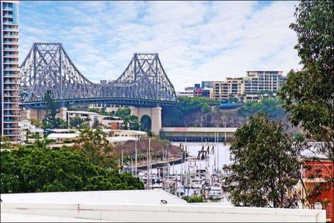 Property photo of 28/89 Thorn Street Kangaroo Point QLD 4169