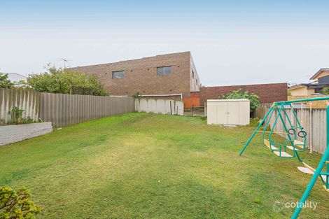 3b Halkin Pl, Hamilton Hill, WA 6163