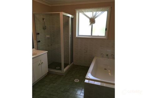 Property photo of 107A The Boulevarde Oak Flats NSW 2529
