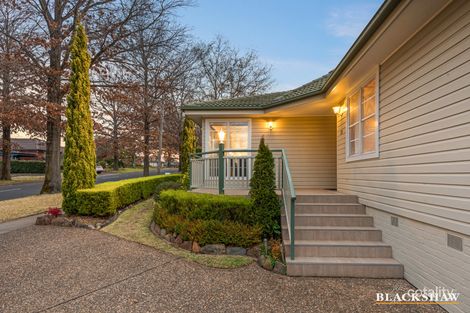 Property photo of 17 Warramoo Crescent Narrabundah ACT 2604