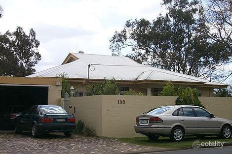 155 King Arthur Tce, Tennyson, QLD 4105