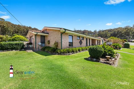 Property photo of 7 Fishermans Crescent North Narooma NSW 2546