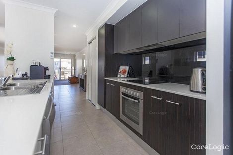 Property photo of 18 Oakmoss Drive Springfield Lakes QLD 4300