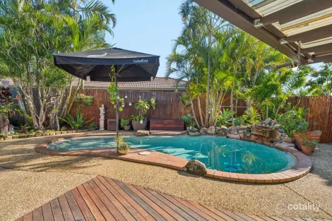 Property photo of 67 Waratah Avenue Victoria Point QLD 4165