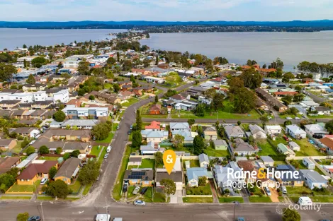 14 NORMAN ST, TOUKLEY, NSW 2263