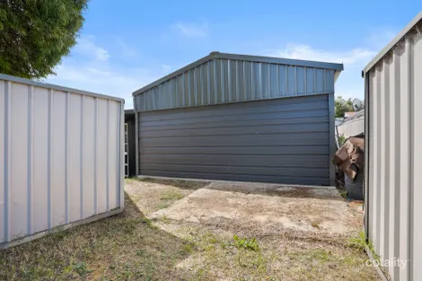 Property photo of 2 Kurrajong Place Safety Bay WA 6169