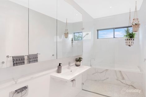 Property photo of 2/73 Yathong Road Caringbah NSW 2229