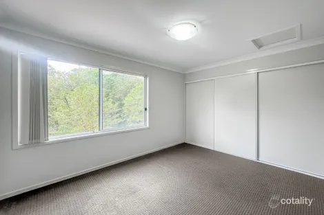 Property photo of 12/1A Woodbury Park Drive Mardi NSW 2259