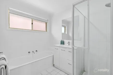 Property photo of 1/4 Burdekin Road Highton VIC 3216