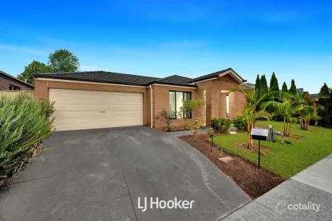 Property photo of 12 Maddock Drive Cranbourne East VIC 3977