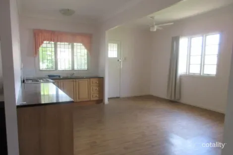 Property photo of 17 Balmoral Street Hawthorne QLD 4171