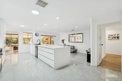 Property photo of 5 The Spit Kallaroo WA 6025