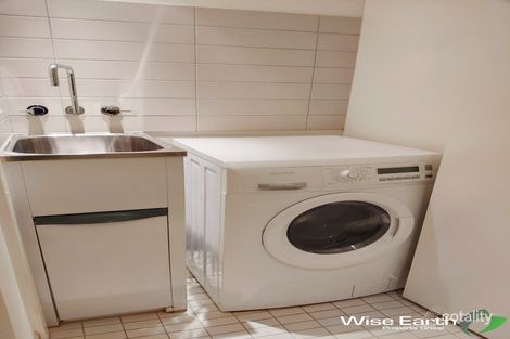 Property photo of 2A/8 Waterside Place Docklands VIC 3008
