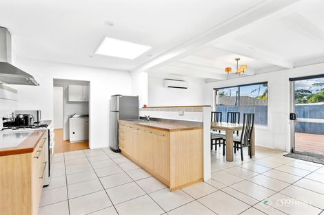 Property photo of 2 Madeira Court Frankston VIC 3199