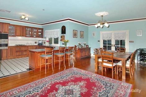 Property photo of 6 Chandos Place Attwood VIC 3049