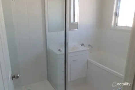 Property photo of 22 Newman Drive Emerald QLD 4720