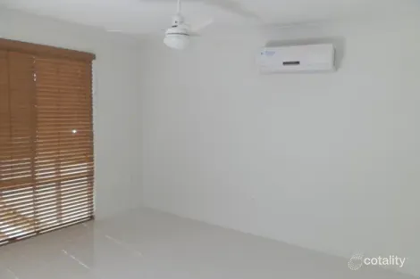 Property photo of 22 Newman Drive Emerald QLD 4720