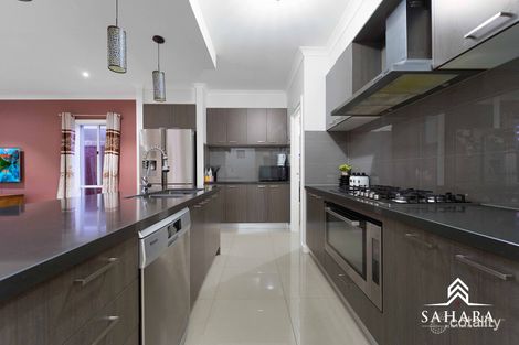 Property photo of 12 Stoke Circuit Wollert VIC 3750