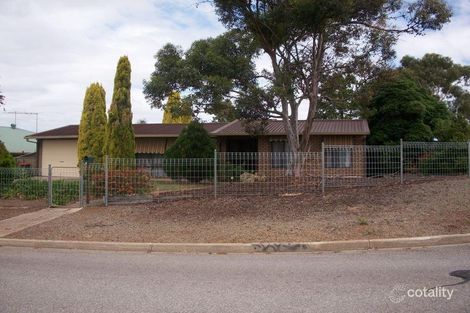 Property photo of 2 Manooka Road Morphett Vale SA 5162