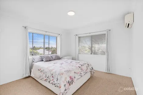 Property photo of 4/20 Somervell Street Annerley QLD 4103