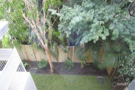 Property photo of 320 Wynnum Road Norman Park QLD 4170