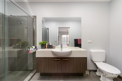 Property photo of 22 Wilkiea Crescent Cranbourne North VIC 3977