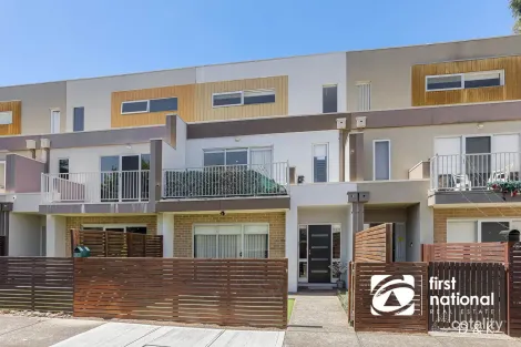 Property photo of 5/5 Strathvea Lane Caroline Springs VIC 3023