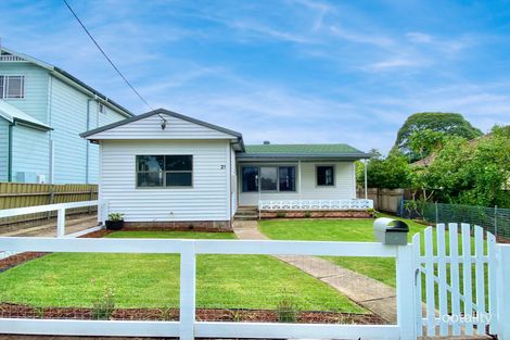 21 Collinson St, Tenambit, NSW 2323