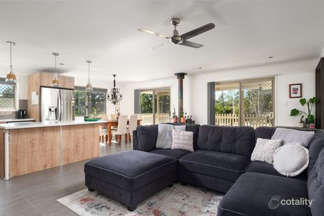 Property photo of 5 Kabi Crescent Widgee QLD 4570