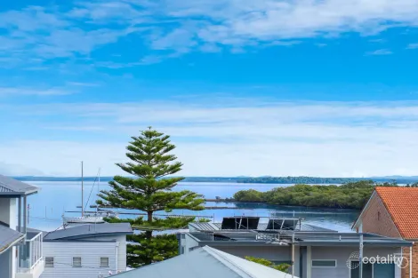 Property photo of 7/12 Soldiers Point Road Soldiers Point NSW 2317